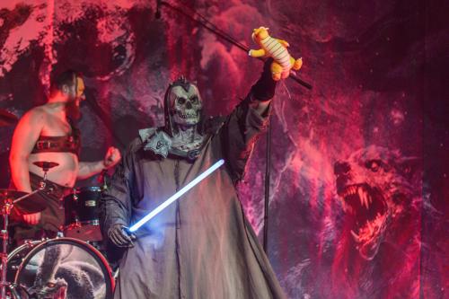 Brothers of Metal-30