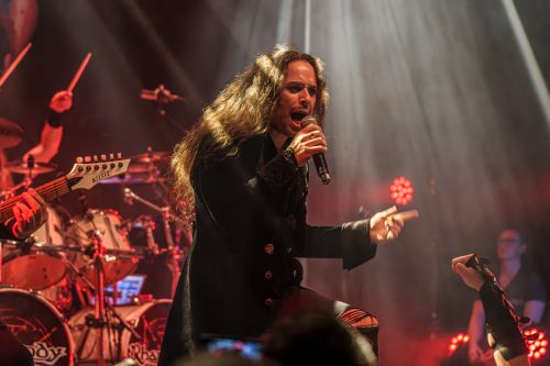 Rhapsody of Fire-1-Verbeterd-NR
